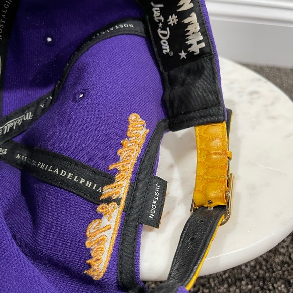 Just Don x Been Trill x Mitchell & Ness
NBA Los Angeles Lakers Snakeskin Hat - Picture 9 of 14